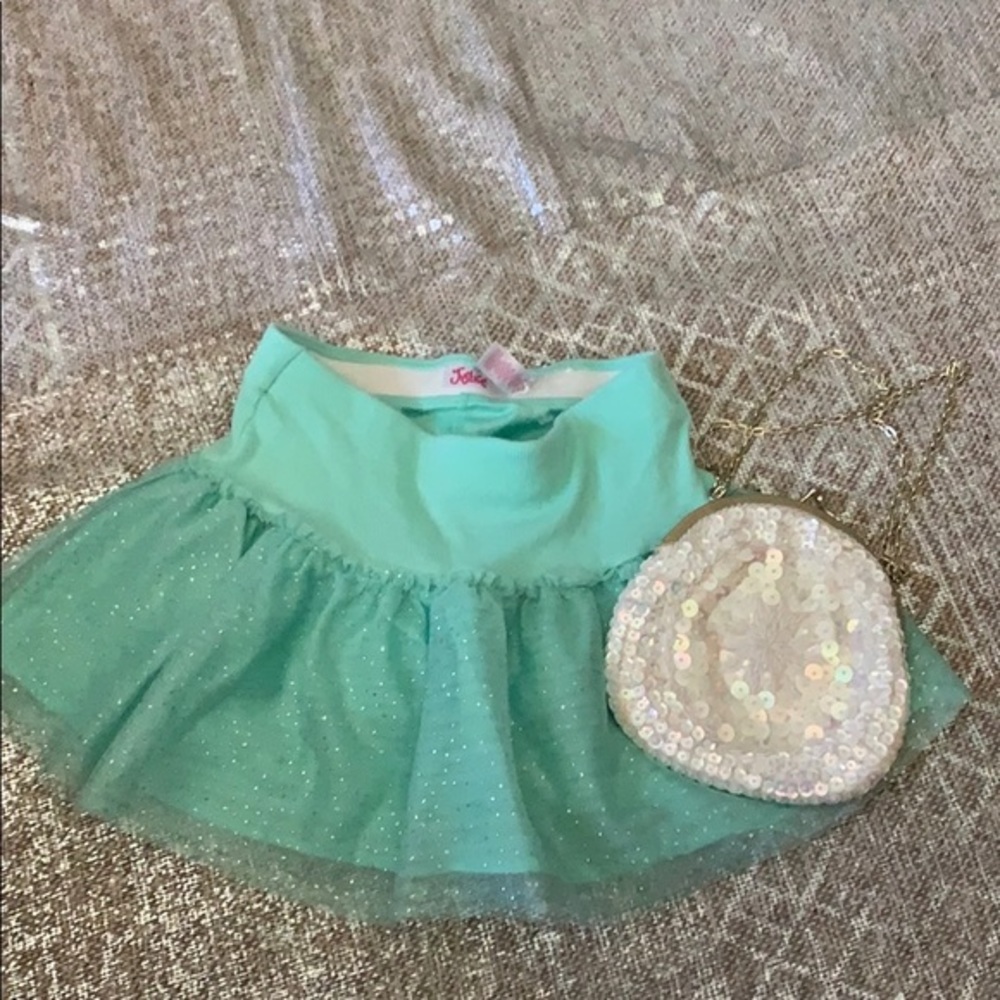 Skirt size 8 Justice and cute purse bundle…